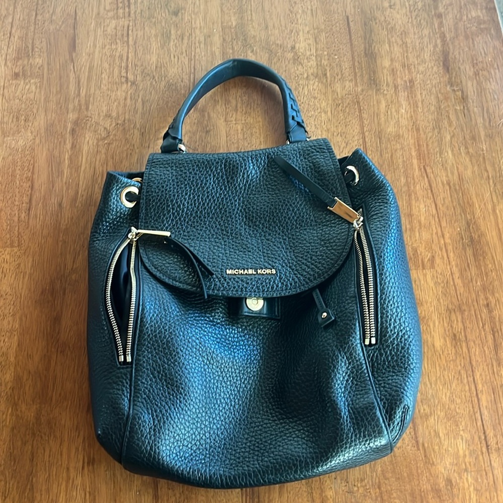 Michael kors pack back purse